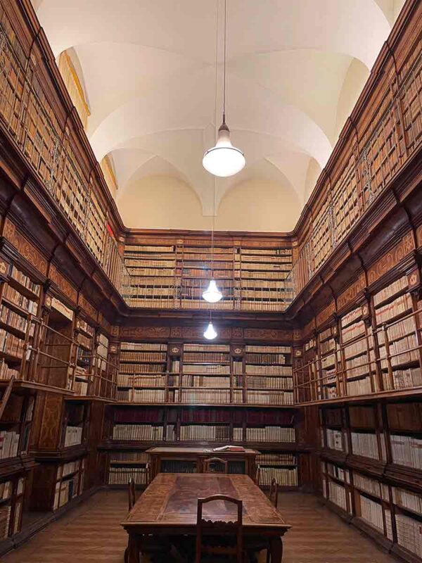 Biblioteca Collegio Alberoni ph Gabriella Rizzo