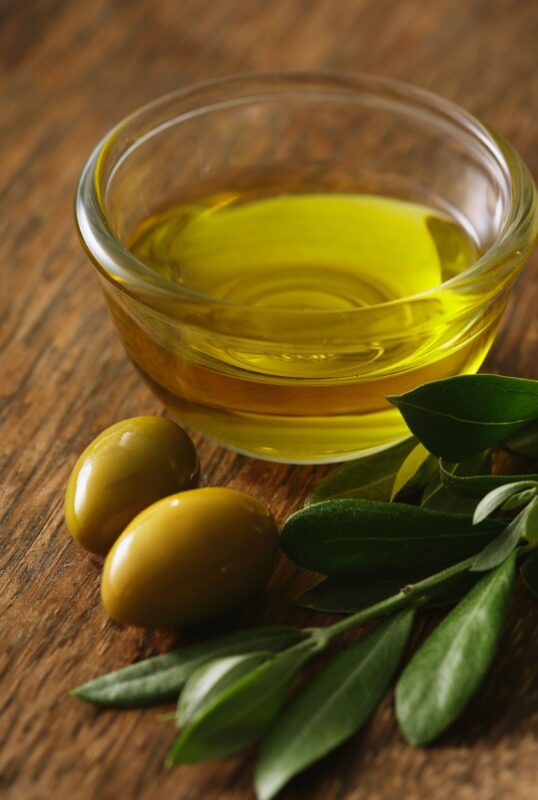 Olio extravergine di oliva ligure in cucina Olio extravergine di oliva ligure in cucina